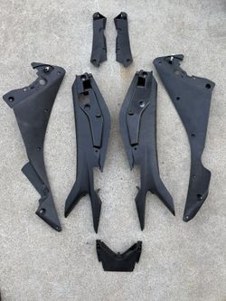 2011-2015 Honda CBR250R OEM Fairing/Set2