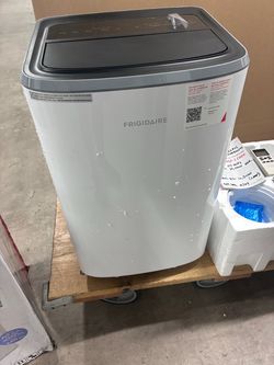 Frigidaire Stand UP AC 6500 btu