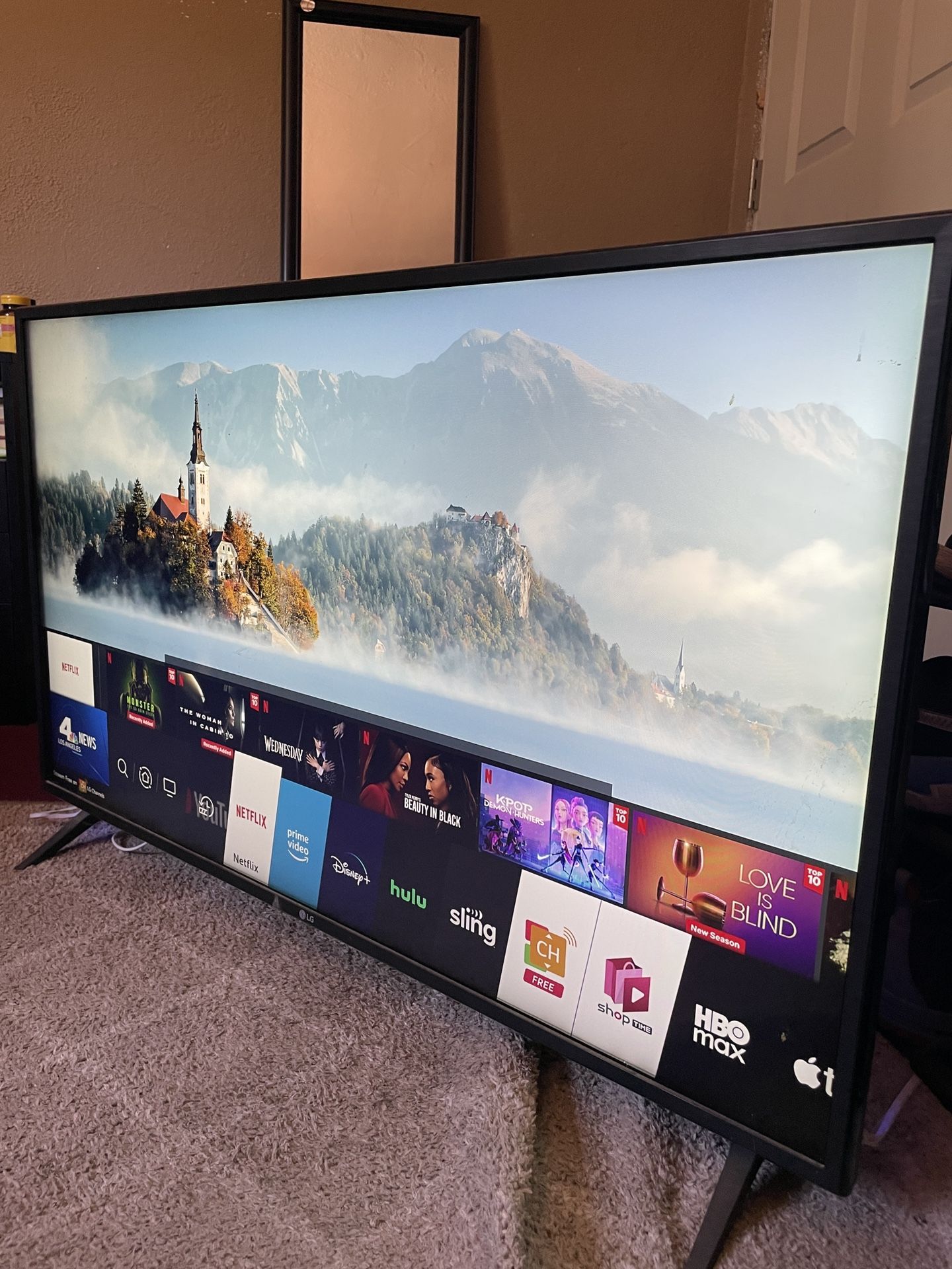 LG 4k Smart TV 43in 
