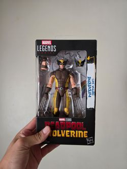Marvel Legends Wolverine (Brown Suit)