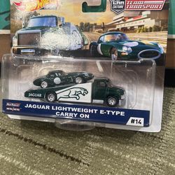 Hot Wheels Team Transport Jaguar Lightweight E-type