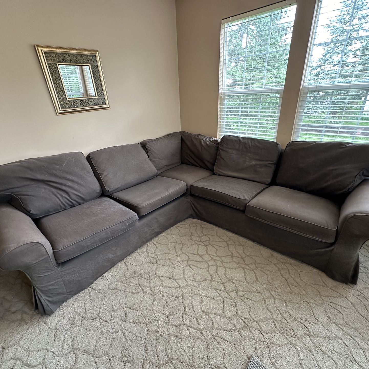 Free Washable Fabric Sectional 