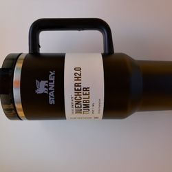 Stanley FlowState Tumbler 40 OZ BLACK