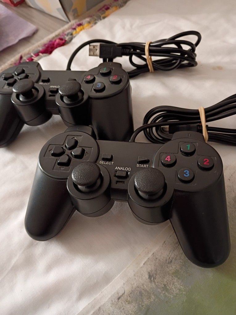2 Dual Joystick USB Gaming Controllers For PC Windows