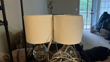 Matching lamps