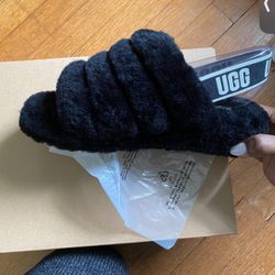 Ugg Slipper 