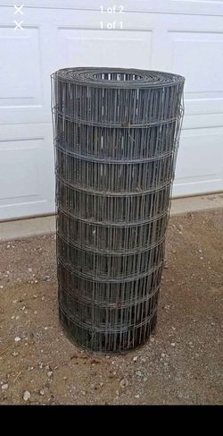 Fence roll good for chicken Coop etc new condition