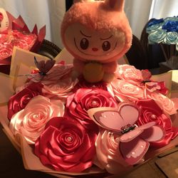 Ramo De Flores Con La Bubus 