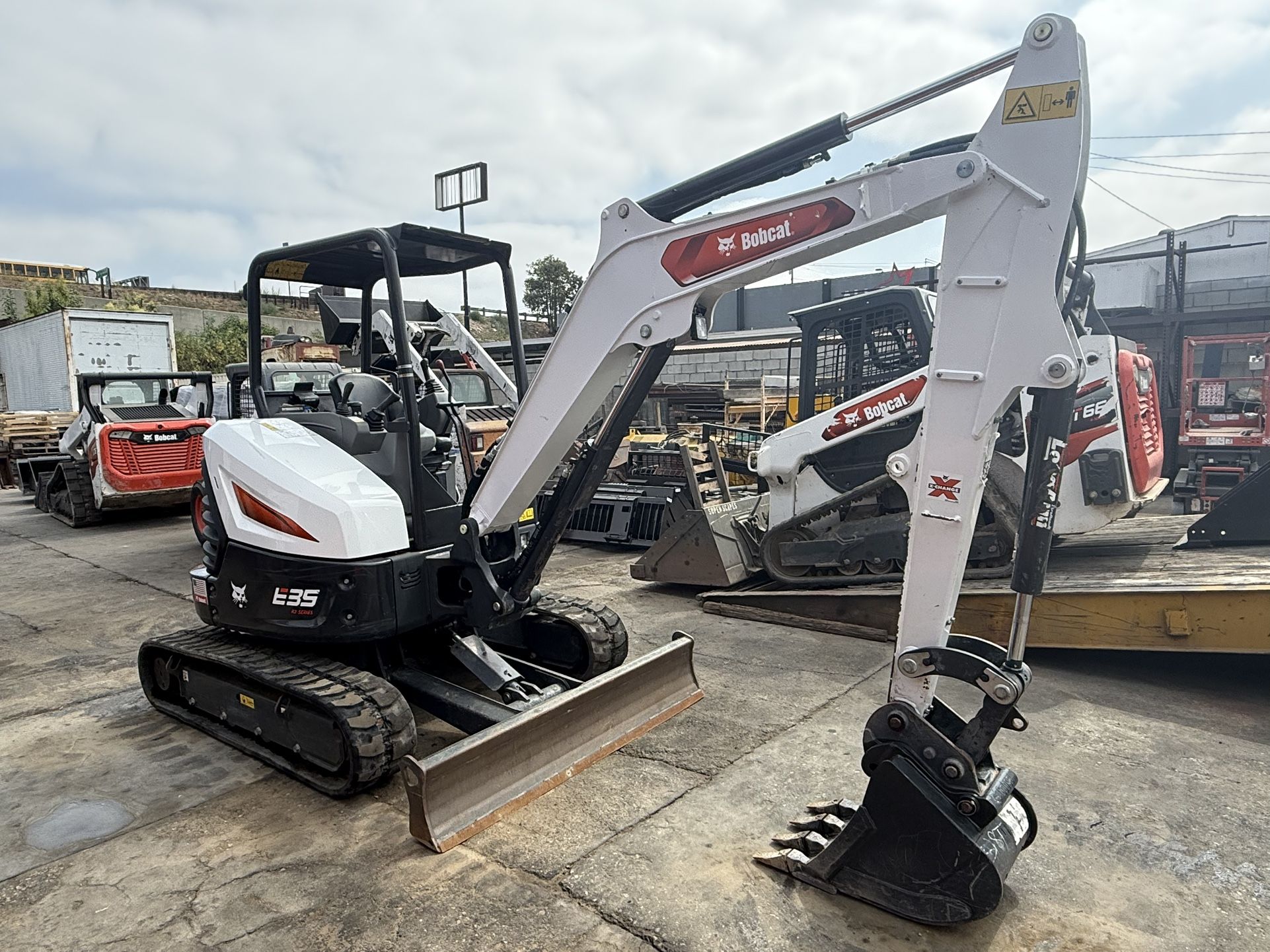 2023 Bobcat E35 Mini Excavator 800 Hours