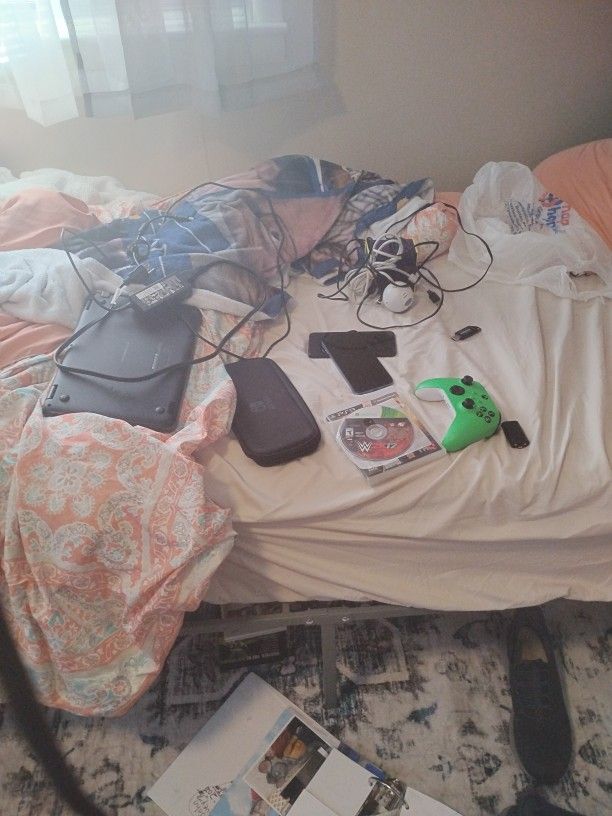 Electronics For Sale $200 Dollars