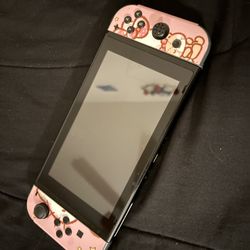 Nintendo Switch w/ Hello Kitty skin 