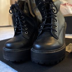 Women’s Boot