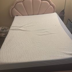 Full Size mattress + bed Frame