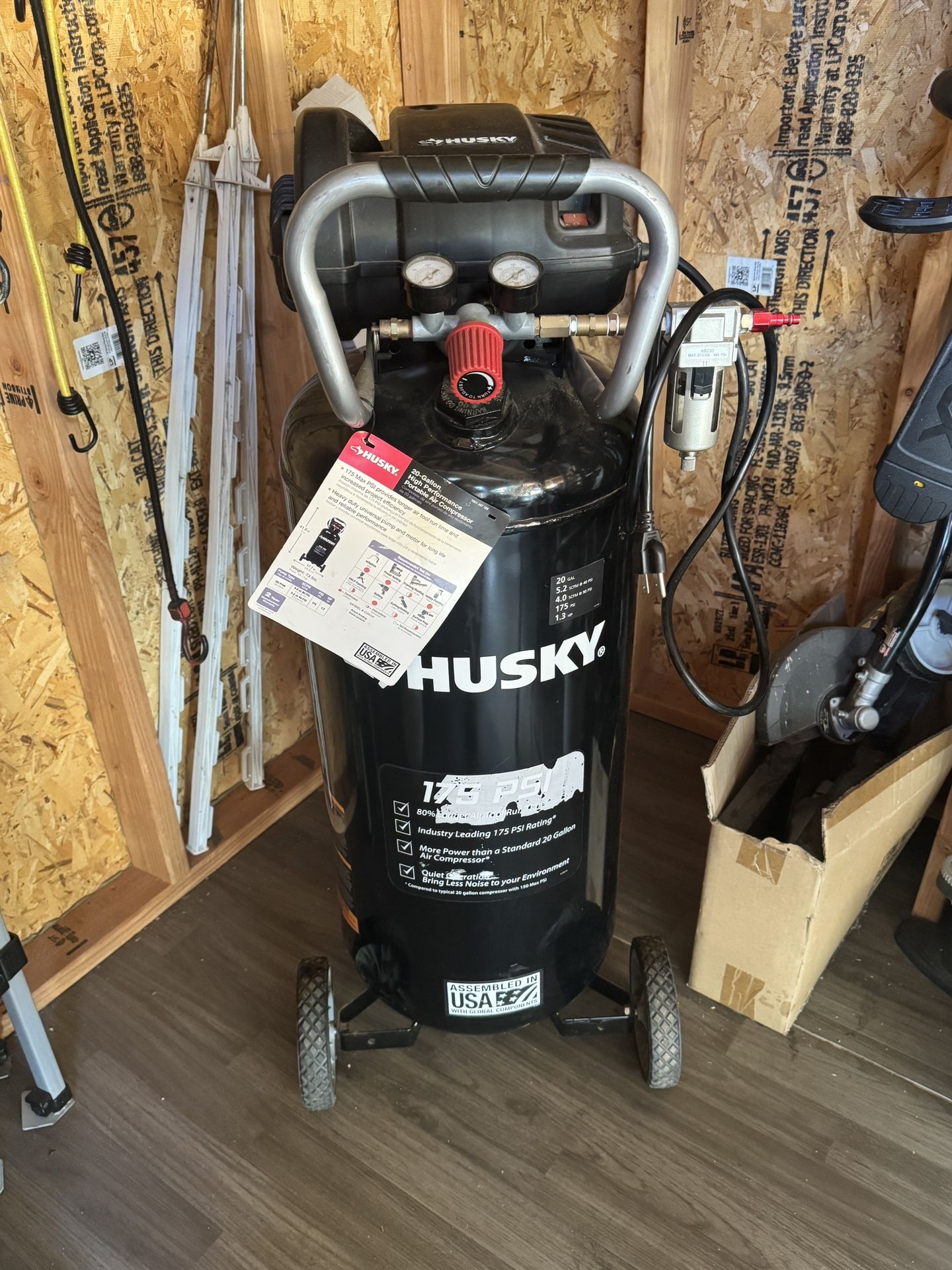 Huskey 20 Gallons 175 PSI Air Compressor