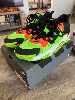adidas BYW Select “Solar Green Orange” (size 10)