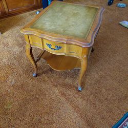 Antique End. table, nice condition.