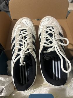 Bad Bunny Gazelle Indoor Size 8