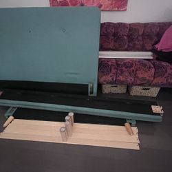 Full Size bedframe