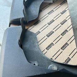 Rav4 Rear Mud Guards 