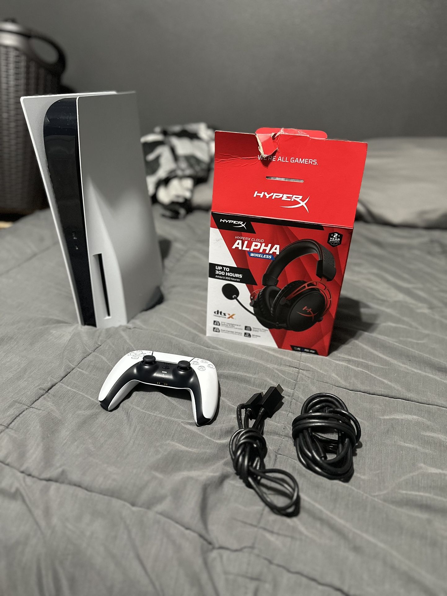 PS5 Disc Version & Headset