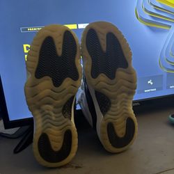 Jordan 11 grattitude Size 7