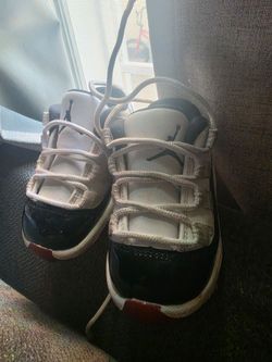 Air Jordan 11 Low White Black Red Sneakers