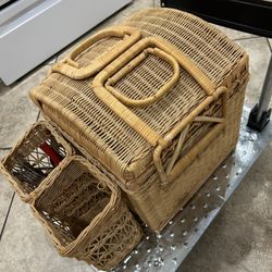 Vintage Wicker Picnic Basket With Wine Bottle Holders