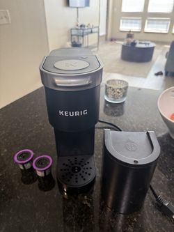 Keurig K-Mini Single-Serve K-Cup Pod Coffee Maker - Black (Includes 2 Filters)