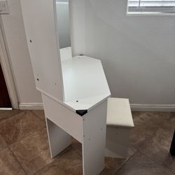 Vanity set - Rotating/Magnetic Drawers - Makeup