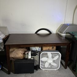 Free Dining table