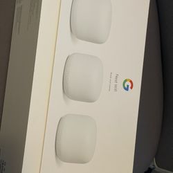 Google Nest WiFi 2200 Mbps Mesh Router and Two Points - White (GA00823)