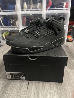 Air Jordan 4 “Black cat” Size 12