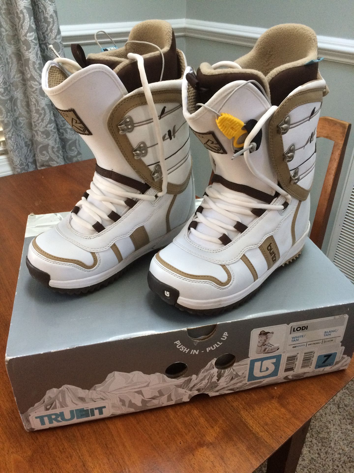 Burton Snowboard Boots-womens