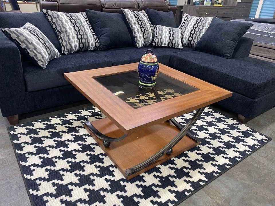 Sectional, Center Table