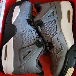 Jordan 4s