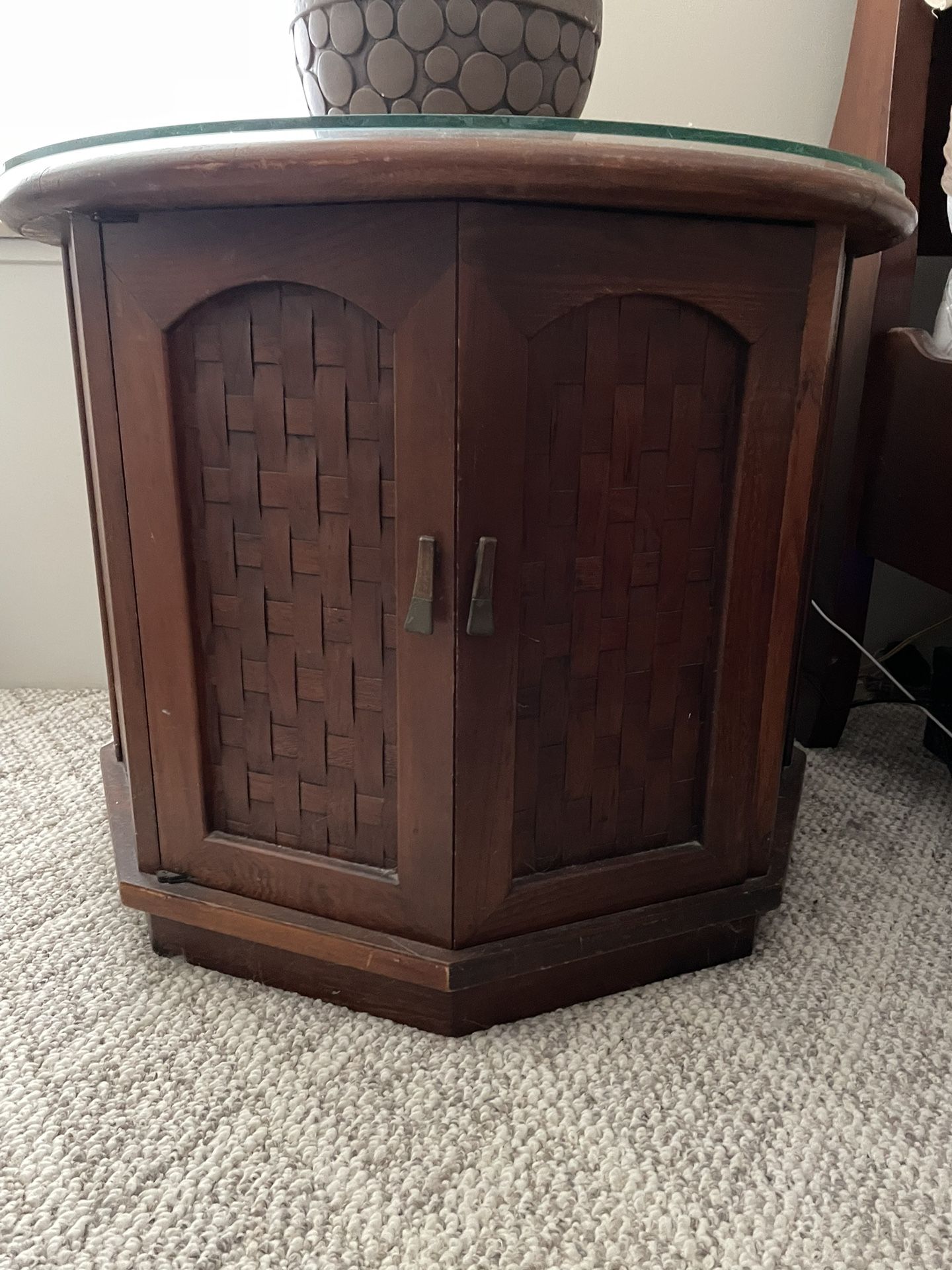 End Table/Night Table