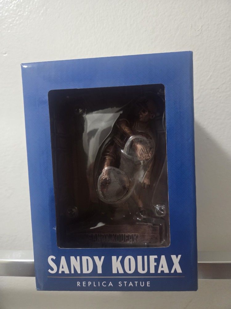 Dodger Bobble Head And Replica Statue