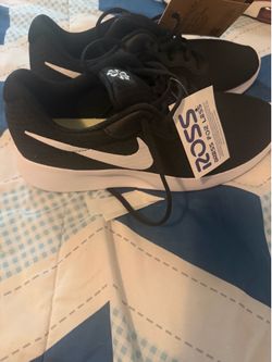 Shoes black  zise 8.5