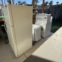 Full Kitchen Set - All Electric 