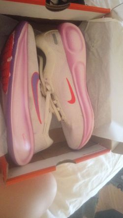 Nike sneakers,  color chalk/bright violet pink foam, Size 4Y