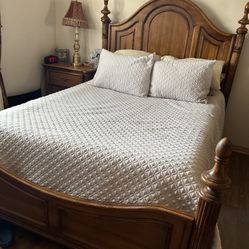Queen Bedroom Set 
