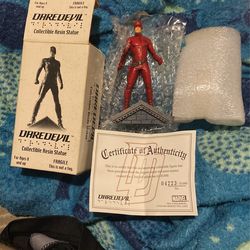 2003 Rare Daredevil Resin Statue-Movie Exclusive Figure Swap?!? Trades??? 
