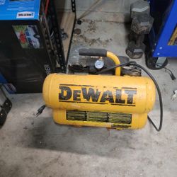 Dewalt Compressor 