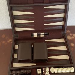 Vintage Travel Backgammon Game Set.