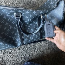 Loui Vuitton Duffle Bag Black