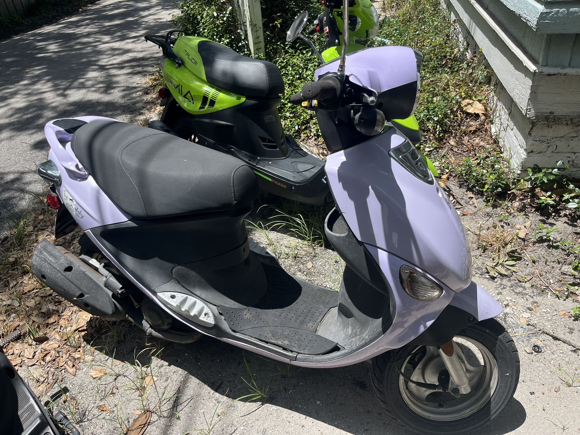 2016 Genuine Buddy 50 Scooter