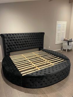 Black King Size Beds FINANCING AVAILABLE 