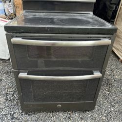 GE electric Stove 