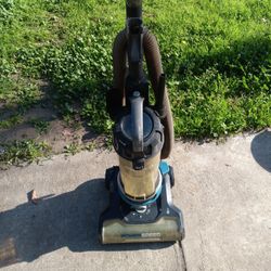 !! Vacuum  Eureka  Speed 