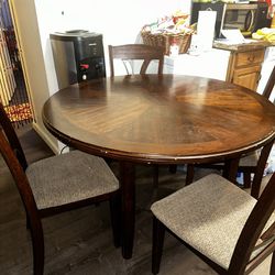 Dining Table Set 